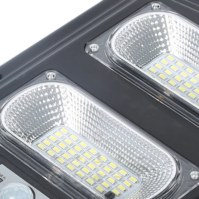 Aluminum Alloy All In One Solar Lamp For All Conditions Battery Capacity 25.6V 32Ah / 48Ah