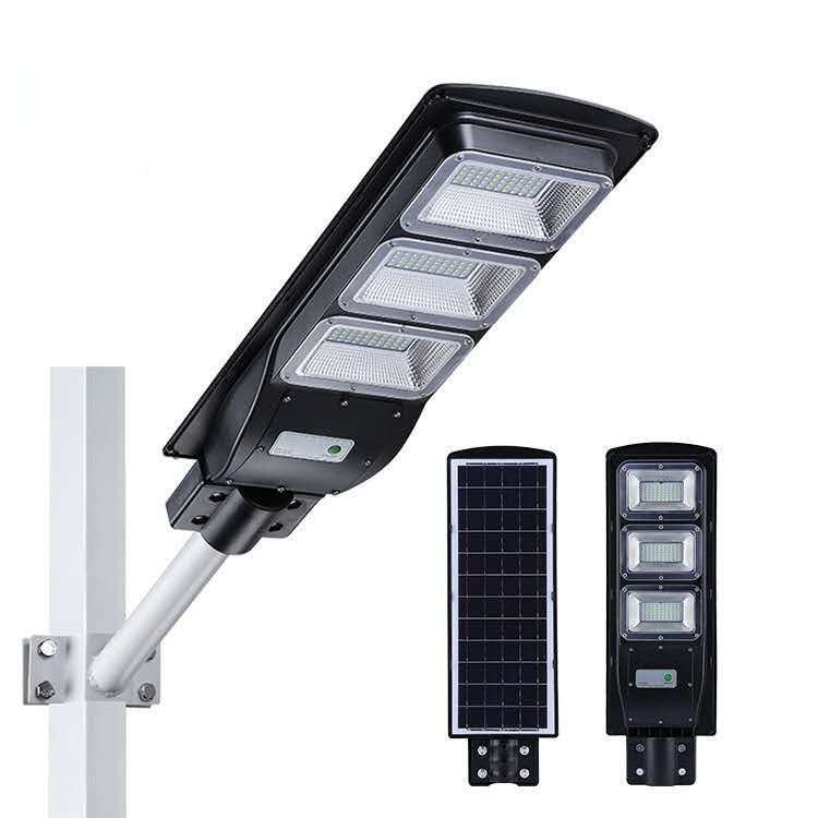 Road Lighting Solution Solar LED Street Light with Mono Solar Panel 150lm/w Luminous Flux